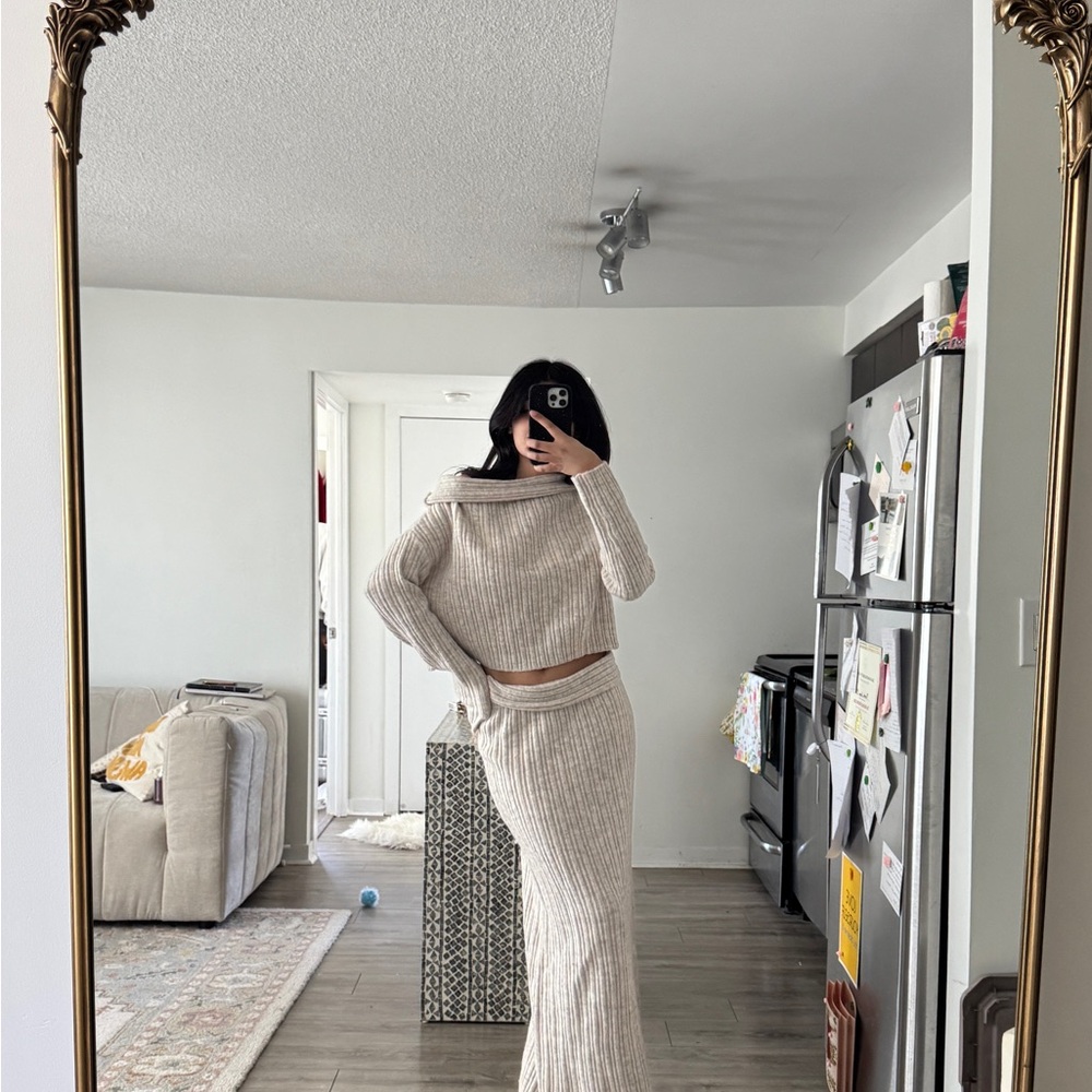 Commense Cream Ribbed Maxi Skirt Set